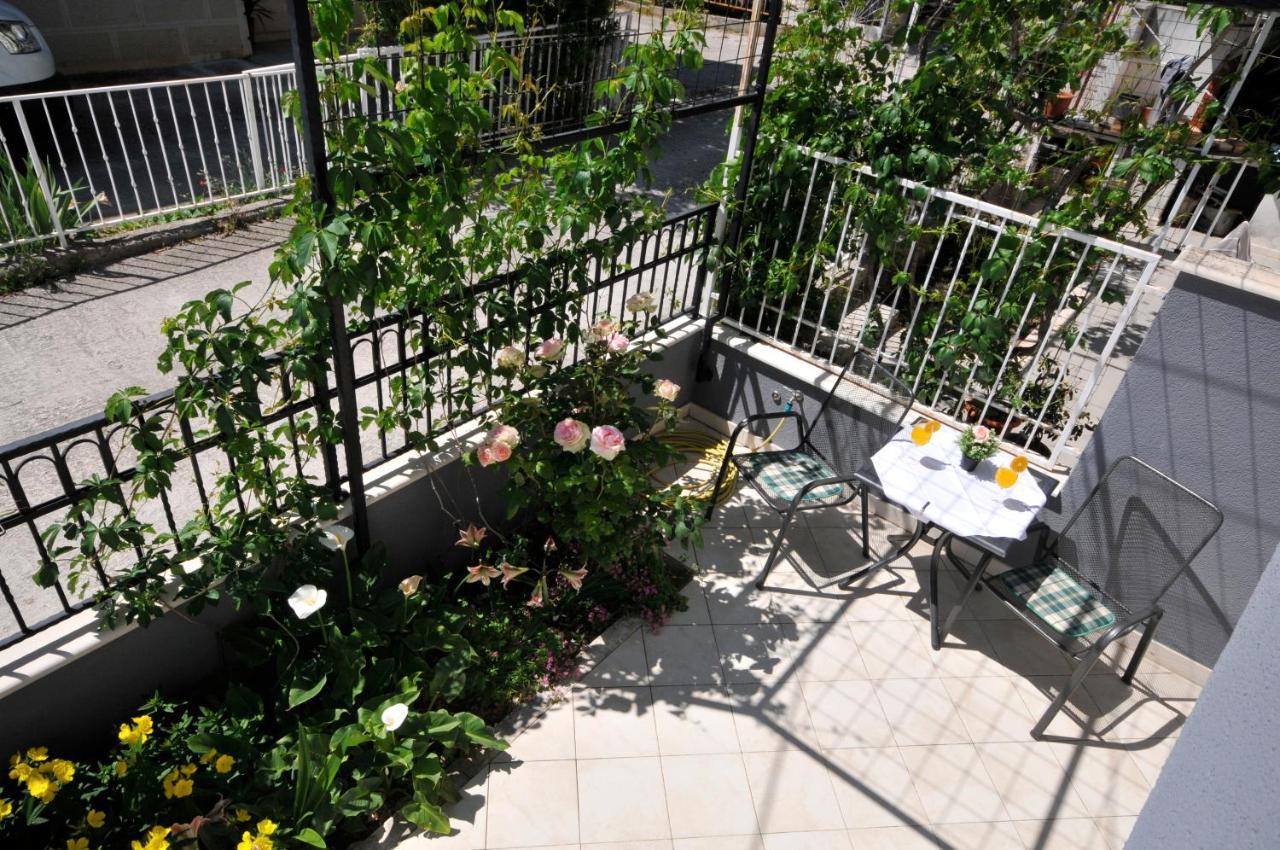 Apartments Roza Trogir Exterior photo